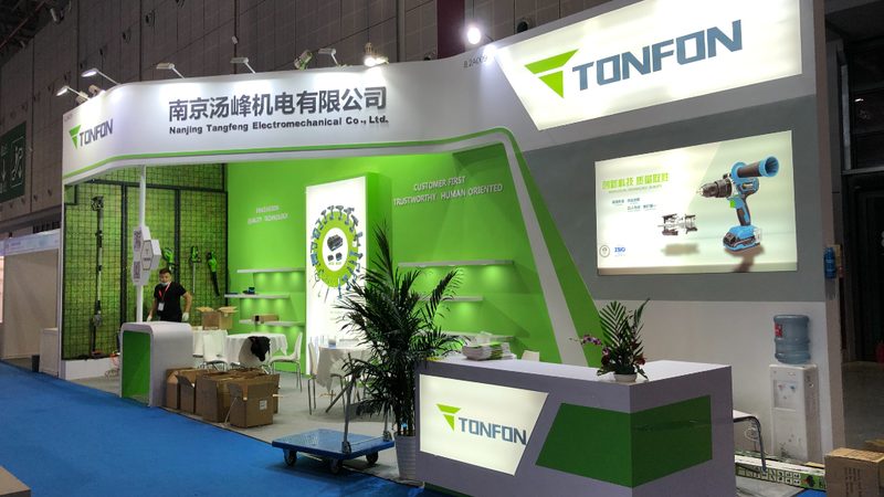 梅花扳手与开口扳手：规格差异及选用解析